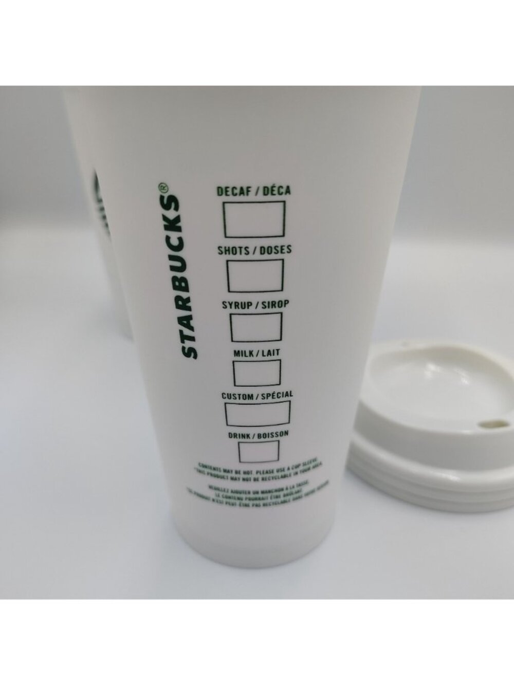 Starbucks Grande Cups Reusable Coffee 16 Oz. Match Lids Set of 5 White Plastic - Picture 4 of 9